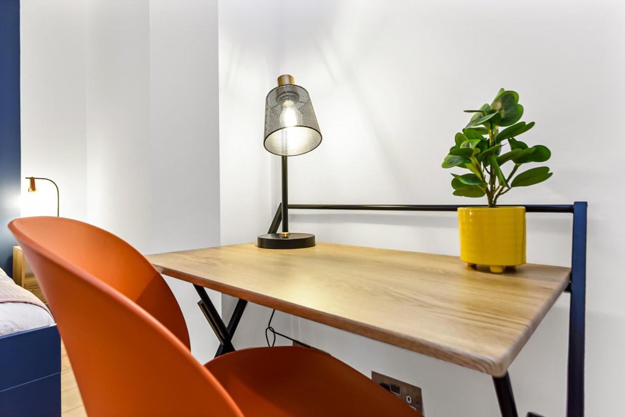 Spacious Contemporary 2 Bed Flat, Central 런던 외부 사진