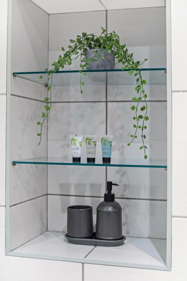 Spacious Contemporary 2 Bed Flat, Central 런던 외부 사진
